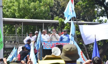 Wakili Istana, Kasetpres Temui Pengunjuk Rasa