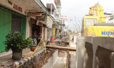 PUPR Perbaiki Sejumlah Trotoar di Kota Kediri